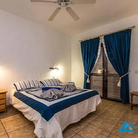 Montana - Lh113 By Now Ltd * Playa Blanca