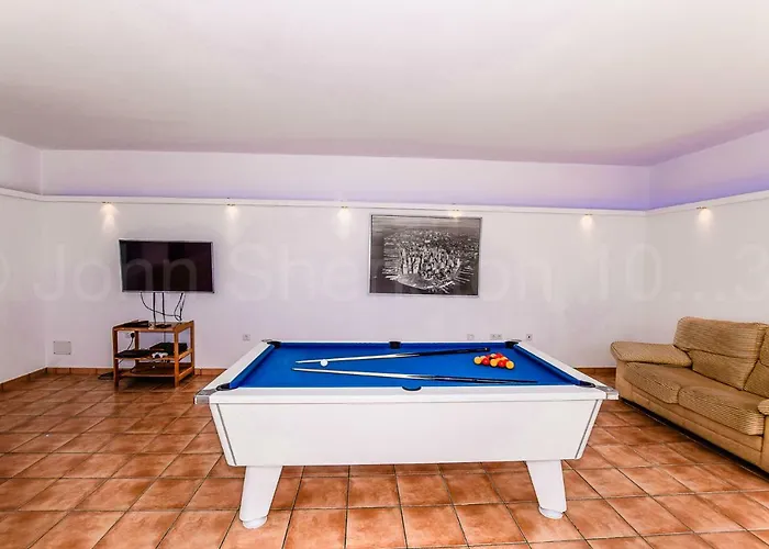 Montana - Lh113 By Now Ltd Playa Blanca (Lanzarote)